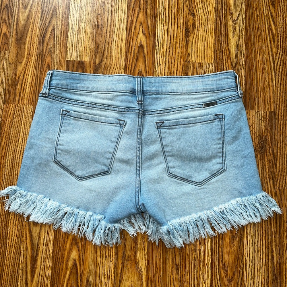 Kancan Morrison Mid Rise Shorts - Picture 2 of 3